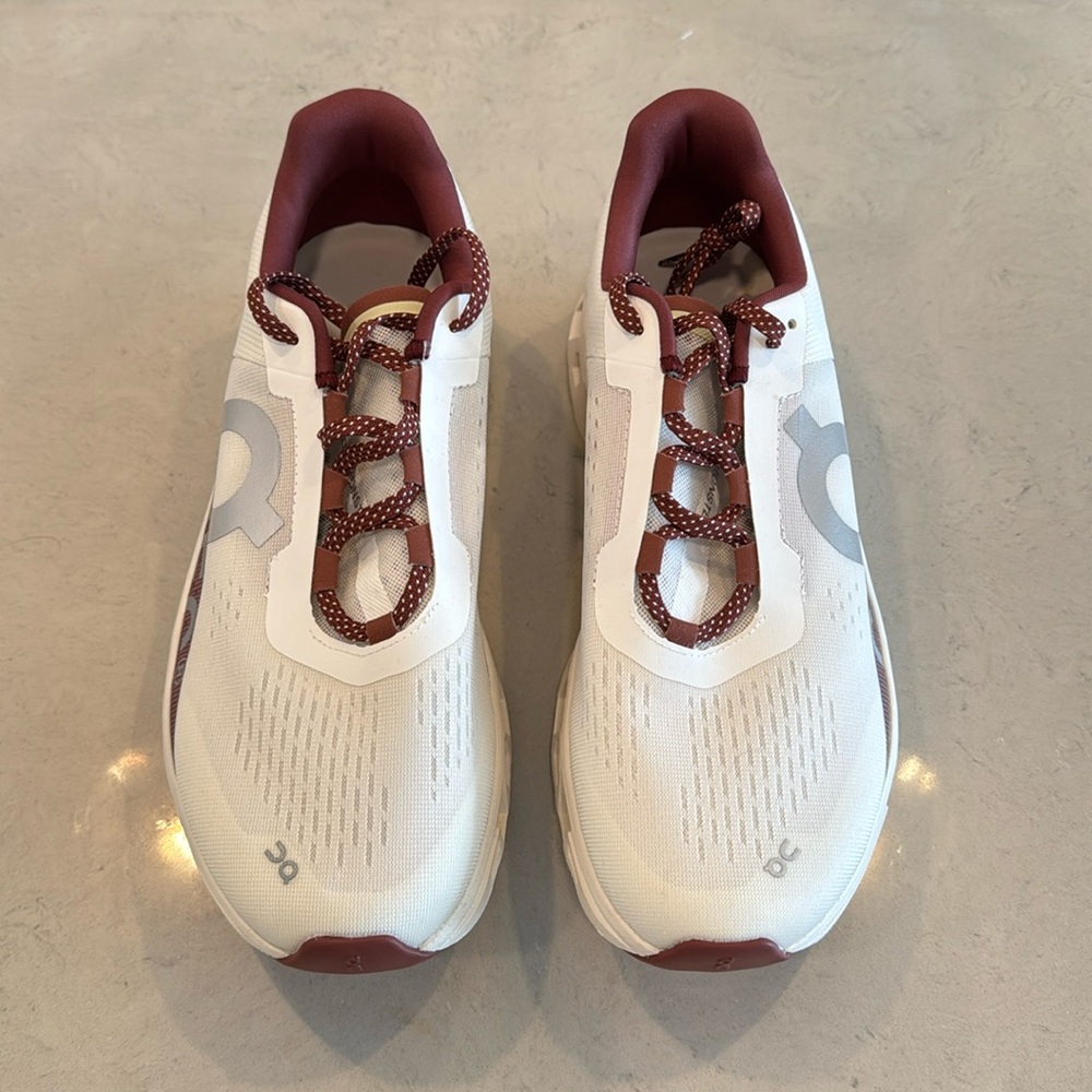 On Running Men’s Cloud Monster size 12